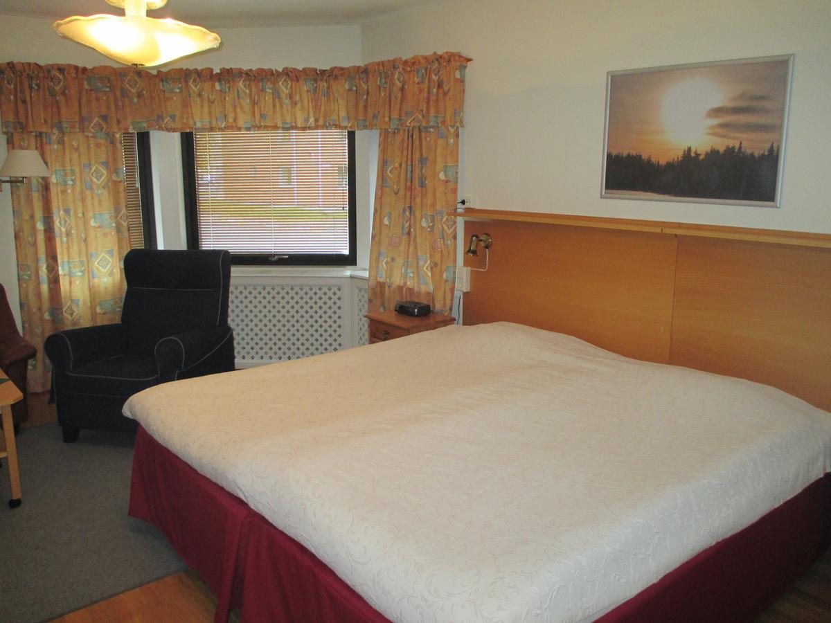 Hotell Edstroem アルビッツヤウル 部屋 写真